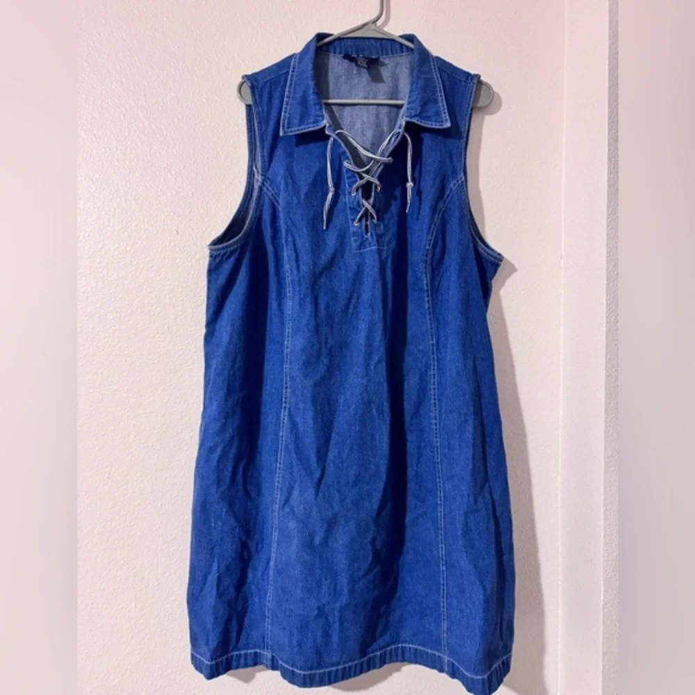 Vintage Denim Dress with Lace-Up Front Size 20 - Picture 1 of 4